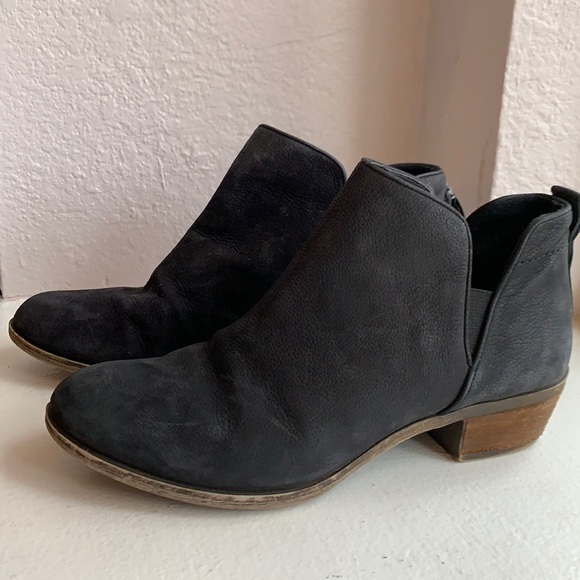 Black booties - Picture 1 of 4